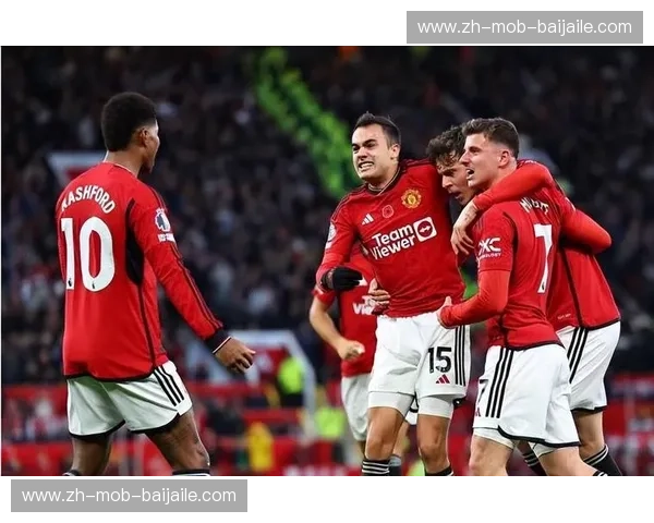 老特拉福德的夜莺与维拉公园的战歌：西布罗姆与曼联的恩怨情仇